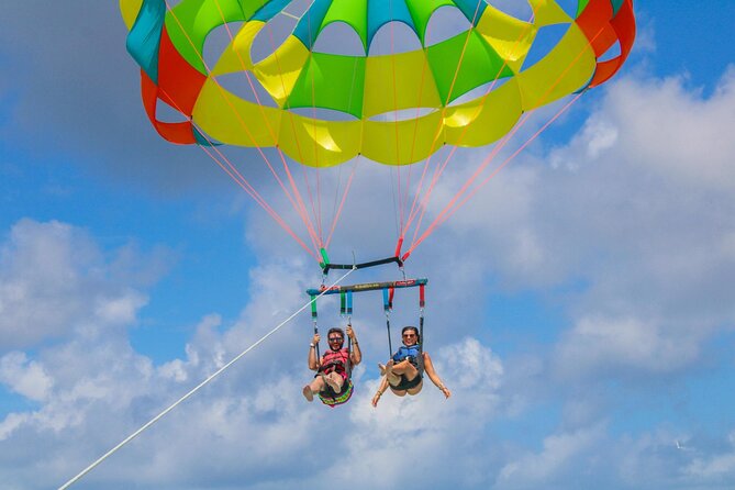 Parasailing and Photography Session Experience - Flying high above Palm Beach