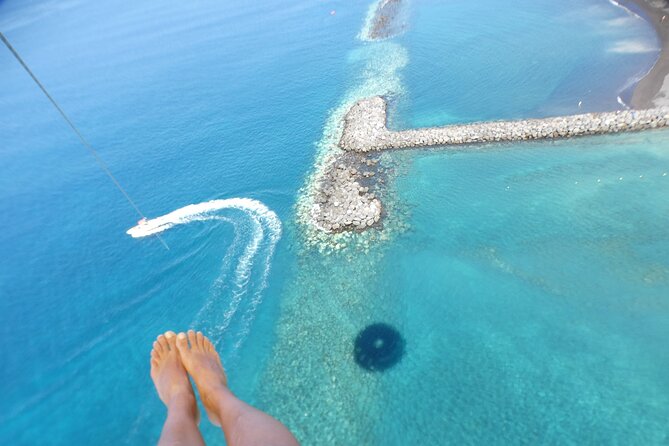 Parasailing flights on the coast of Adeje in Tenerife - The photo package and your holiday memories