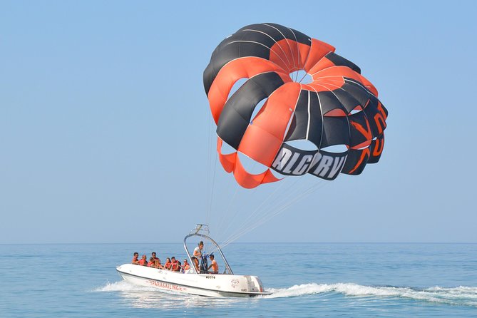 Parasailing from Vilamoura - Finding the meeting point at Vilamoura Marina