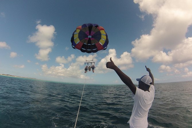 Parasailing Grand Turk - Wind, waves, and safety considerations