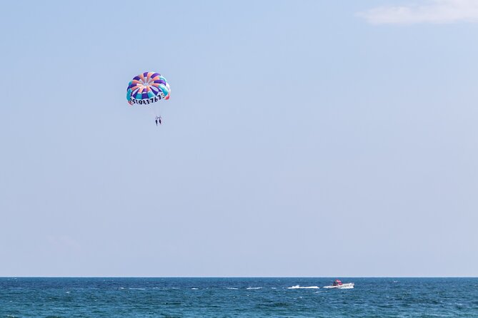 Parasailing Gulf Coast in Alabama - Flying over the Gulf for up to 10 minutes