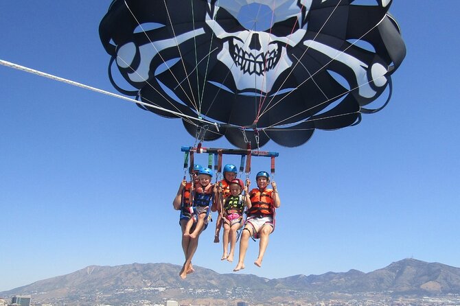 Parasailing in Fuengirola - The Highest Flights on the Costa - The safety briefing before the boat leaves