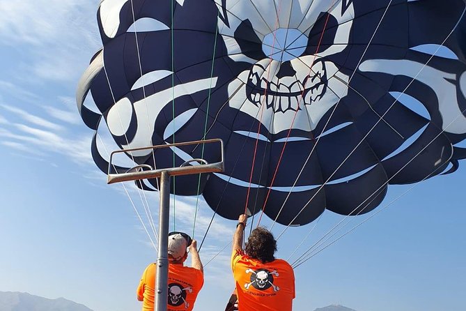 Parasailing in Fuengirola - The Highest Flights on the Costa - What happens while you wait your turn