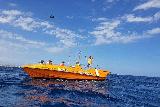 Parasailing in Fuengirola - The Highest Flights on the Costa - The landing and return to the marina