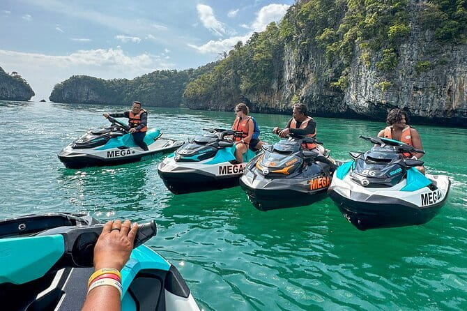Parasailing in Langkawi - What the view is worth