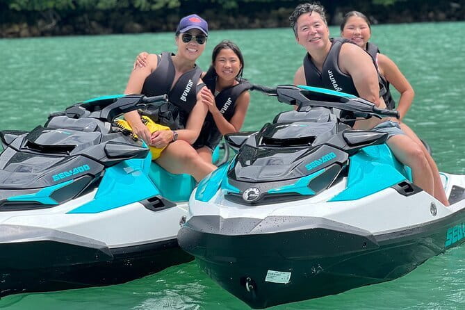 Parasailing in Langkawi - Weather and the risk of a fixed booking