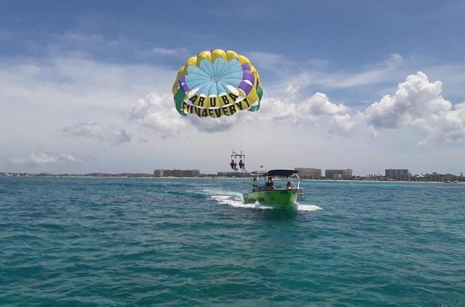 Parasailing in Palm Beach - Asking for the water dip