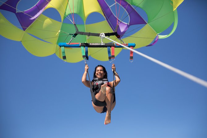 Parasailing in Palm Beach - Crew style and safety decisions