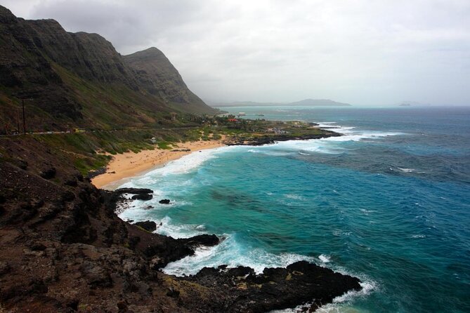 Parasailing on Maunalua Bay- Oahu's off Waikiki Playground - The 6- to 8-minute flight