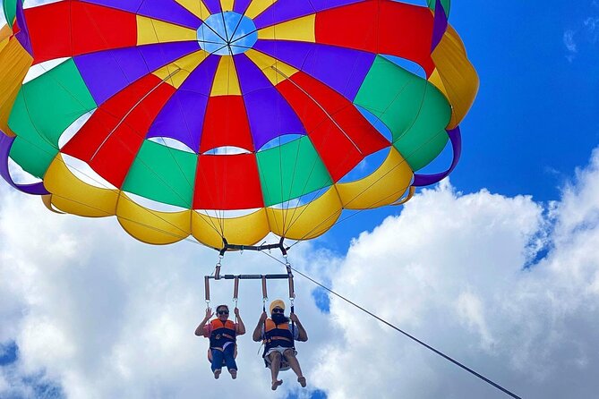 Parasailing on the Gold Coast, Fly solo, Tandem or Triple - Who will enjoy this most?