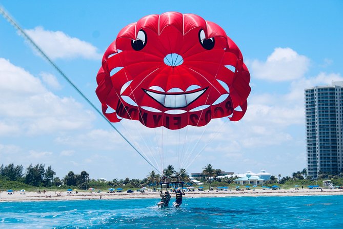 Parasailing Palm Beach - Ten minutes in the air, ninety minutes on the clock
