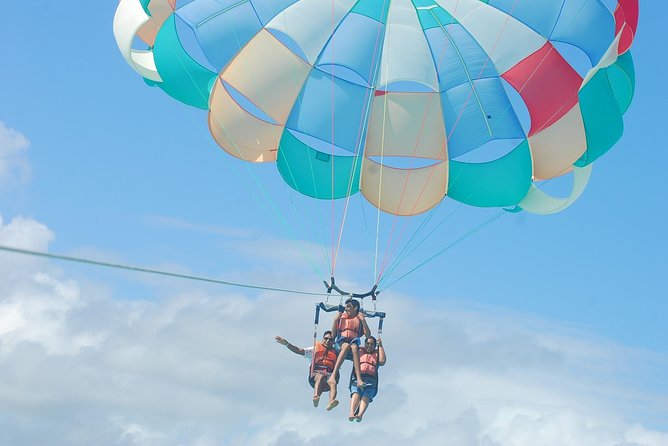 Parasailing Punta Cana - From Hotel Lobby to Speedboat