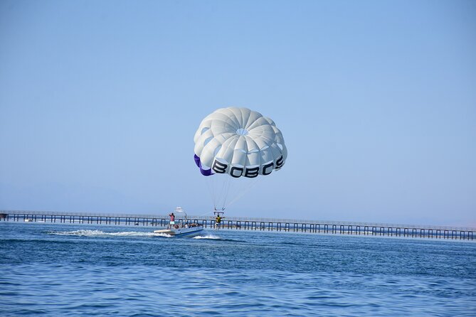 Parasailing Ride in Hurgada single&double with private Transfer - The boat platform makes the launch less intimidating