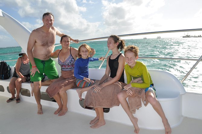 Parasailing, Snorkel Cruise & Virgen Beach from Punta Cana - Virgen Beach and the problem of seaweed