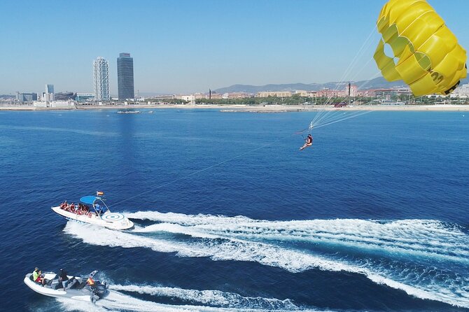 Parasailing Tour en Barcelona - The crew and the feeling of the ride