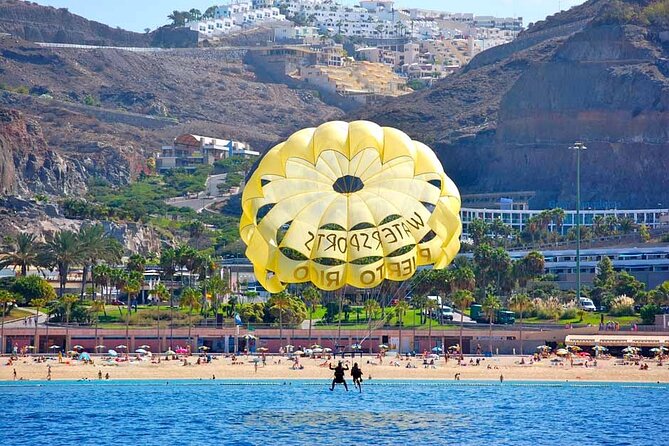 Parasailing Tours Puerto Rico - A well-designed boat and a controlled launch