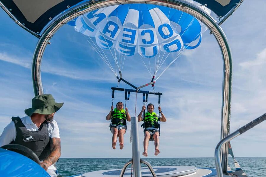 Parasailing Vilamoura - Flying Above the Vilamoura Marina Coast