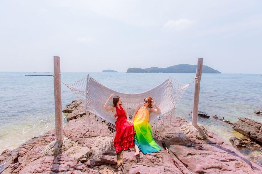 Phu Quoc: Explore 3 Islands & Parasailing and Jetski Combo - Water sports are exciting, but weather controls the day