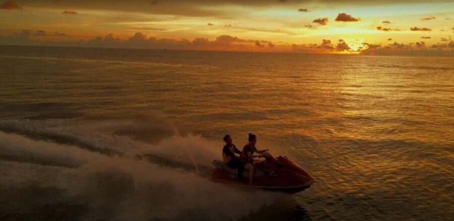 Phu Quoc: Explore 3 Islands & Parasailing and Jetski Combo - Who will enjoy this day most?