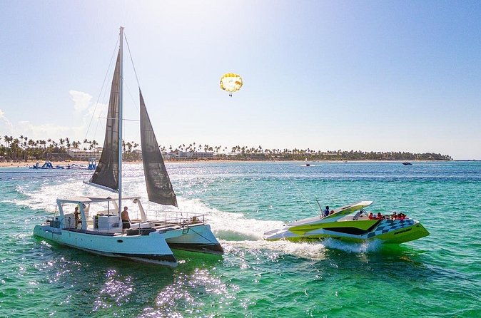 Private Catamaran + Private Parasailing - up to 20 passengers - Who will enjoy this Punta Cana boat trip?
