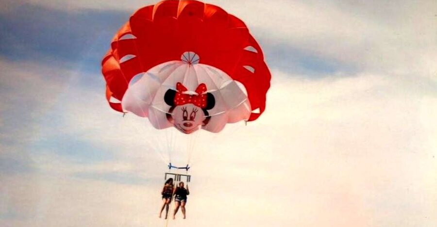 Puerto del Carmen: 10-Minute Parasailing Expereince - Puerto del Carmen From the Air
