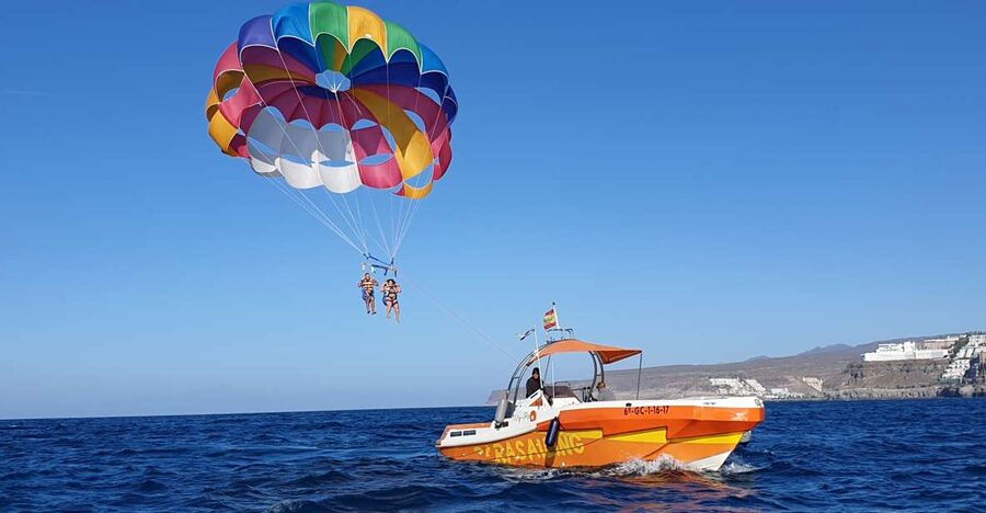 Puerto Rico de Gran Canaria : Parasailing - The 150-Meter and 300-Meter Choices