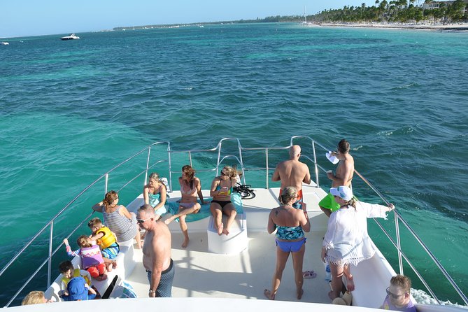Punta Cana Combo Tour: Snorkeling, Catamaran Cruise & Parasailing - Getting to the boat from Playa Bavaro