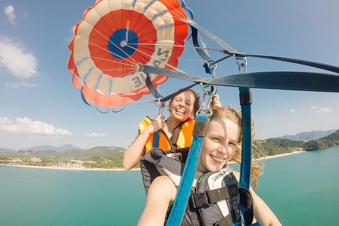 Punta Cana Parasailing & Snorkeling Cruise Experience - Snorkeling over shallow coral water