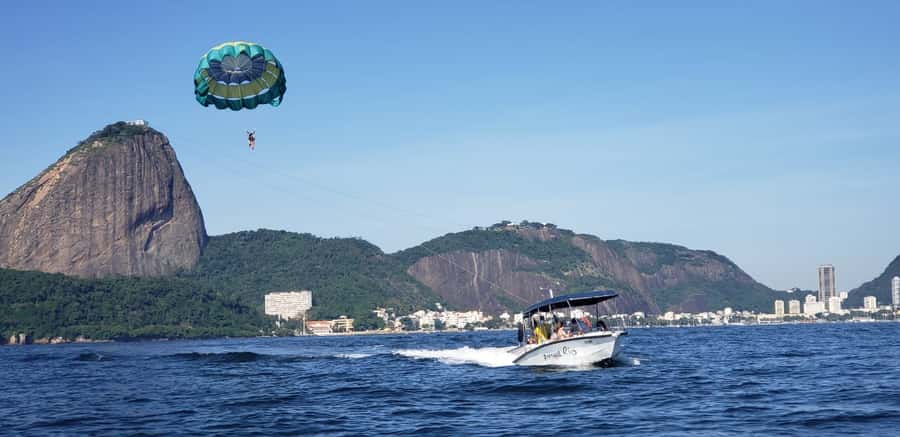 Rio de Janeiro: 2-Hour Boat Trip with Parasailing - Leaving Marina da Glória for a new view of Rio