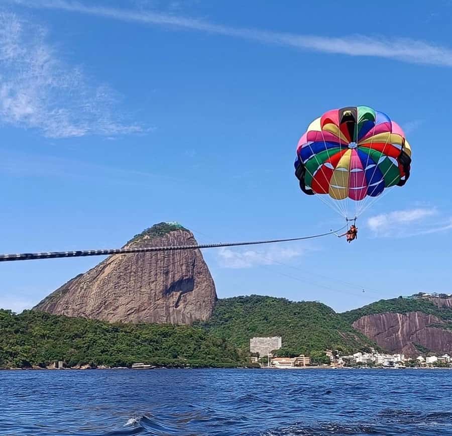 Rio de Janeiro: 2-Hour Boat Trip with Parasailing - Sugarloaf and the coast from the water and sky
