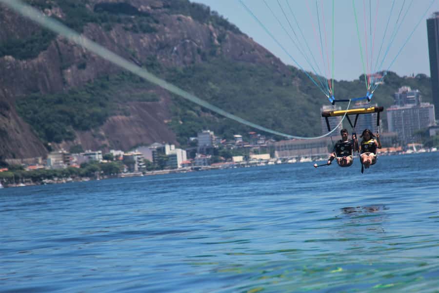 Rio de Janeiro: 2-Hour Boat Trip with Parasailing - Clothing, water, and practical comfort