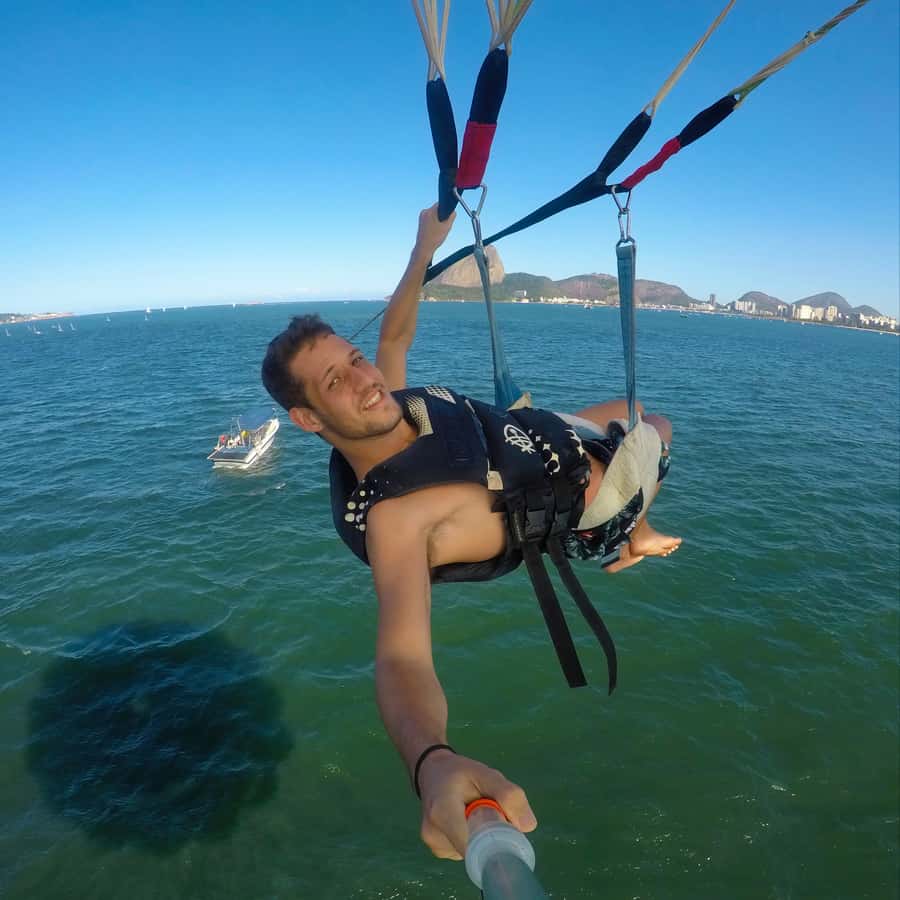 Rio de Janeiro: 2-Hour Boat Trip with Parasailing - Getting ready on the flight deck