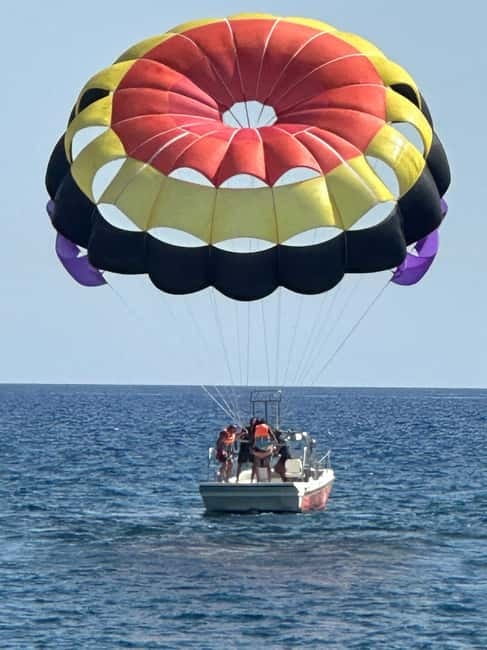 Santorini: Parasailing ExperiencePerissa,Perivolos,St.George - Weather is the deciding factor