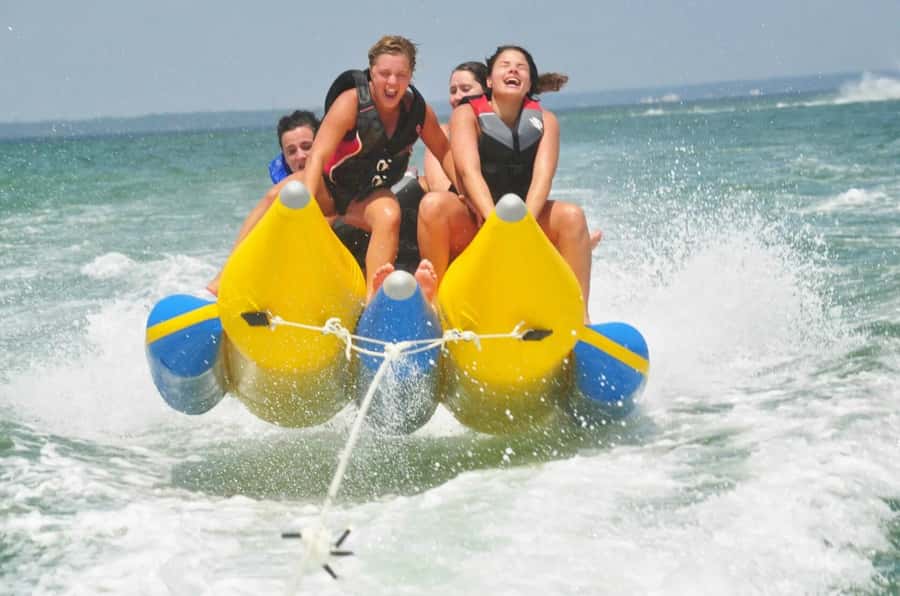 Sharm: Banana, Sofa Boat or Parasailing watersports & pickup - Choosing your ride above Sharm Coast