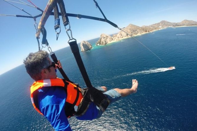 Single or Double Parasailing in Cabo with Views of The Arch - Flying above Cabo’s most famous water views