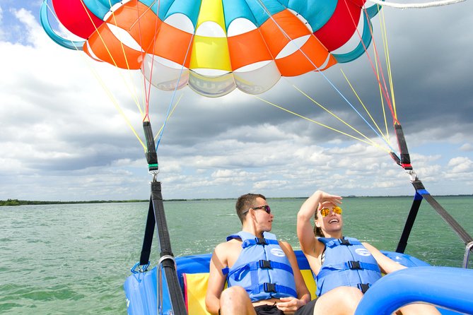 Skyrider Parasailing Tour with Panoramic View of Cancun - A fair look at the staff and service