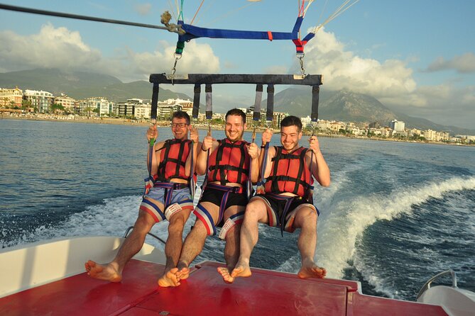 Small Group Parasailing Adventure in Alanya - Photography, videos, and an important extra cost