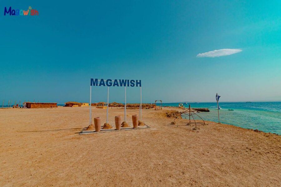 Speedboat,Parasailing, Snorkeling & Piece Of Paradise Island - Parasailing above the Red Sea