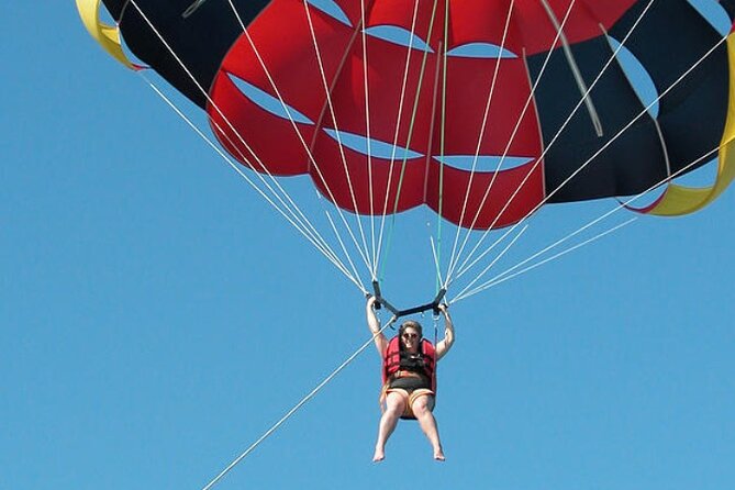 Speedboats and Parasailing Combo - First, sort out the speedboat and parasailing question