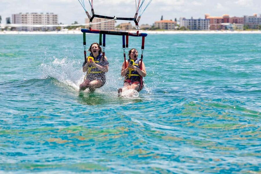 St. Petersburg, Florida: Parasailing Experience - Choosing a dry ride or a gentle water dip