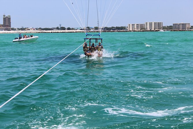 Sun Dogs Parasailing Tour in Destin Florida - Why the six-person boat matters in Destin