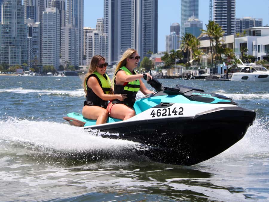 Surfers Paradise: Parasailing and Jet Ski Tour Package - Two Gold Coast thrills in one booking