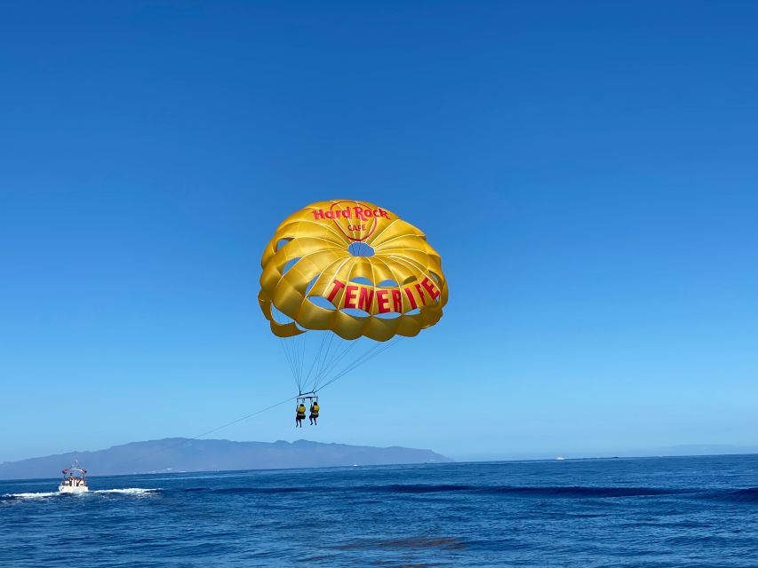 Tenerife Costa Adeje Parasailing - Life on the boat between flights