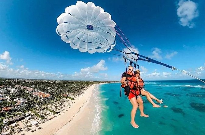 Tours Parasailing Punta Cana - What the service record suggests