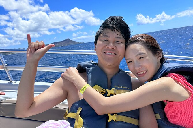 Waikiki: Parasailing in Hawaii - Who can fly, and who should skip it?