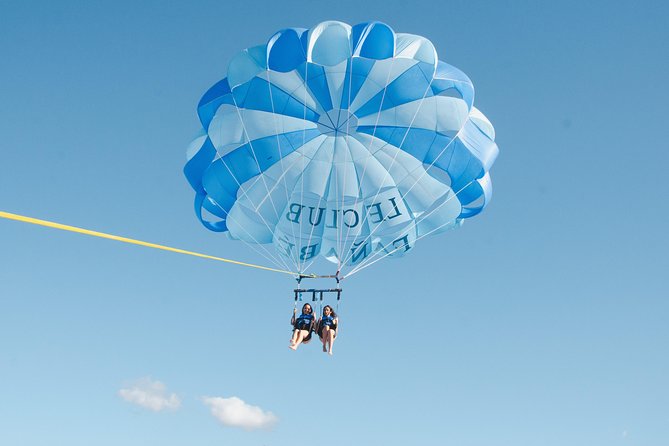 Waters Sport Package with 40 min. Jet Ski and Parasailing 1 person - Photos, changing rooms, and what to bring